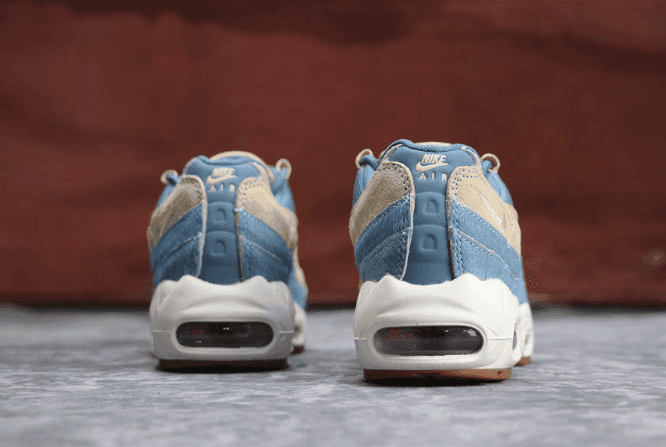 Nike Air Max 95 LX彩虹粉蓝 耐克子弹95系列公司级高品质女鞋彩虹渐变拼接绒毛网面透气 货号:AA1103-002