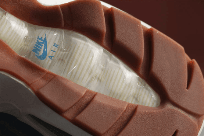 Nike Air Max 95 LX彩虹粉蓝 耐克子弹95系列公司级高品质女鞋彩虹渐变拼接绒毛网面透气 货号:AA1103-002