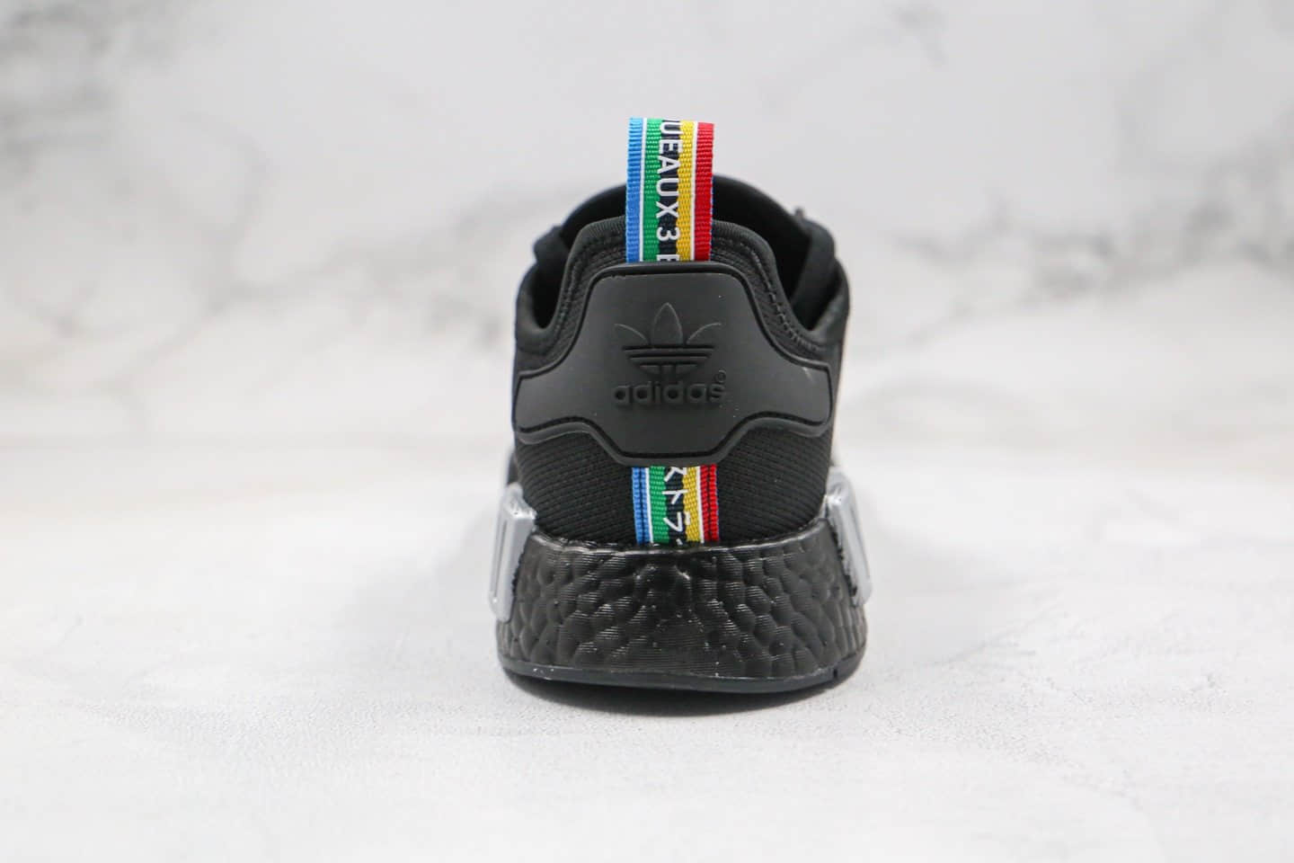 阿迪达斯Adidas NMD R1纯原版本黑银色撞色爆米花跑鞋原盒原标原档案数据开发 货号:Q47261