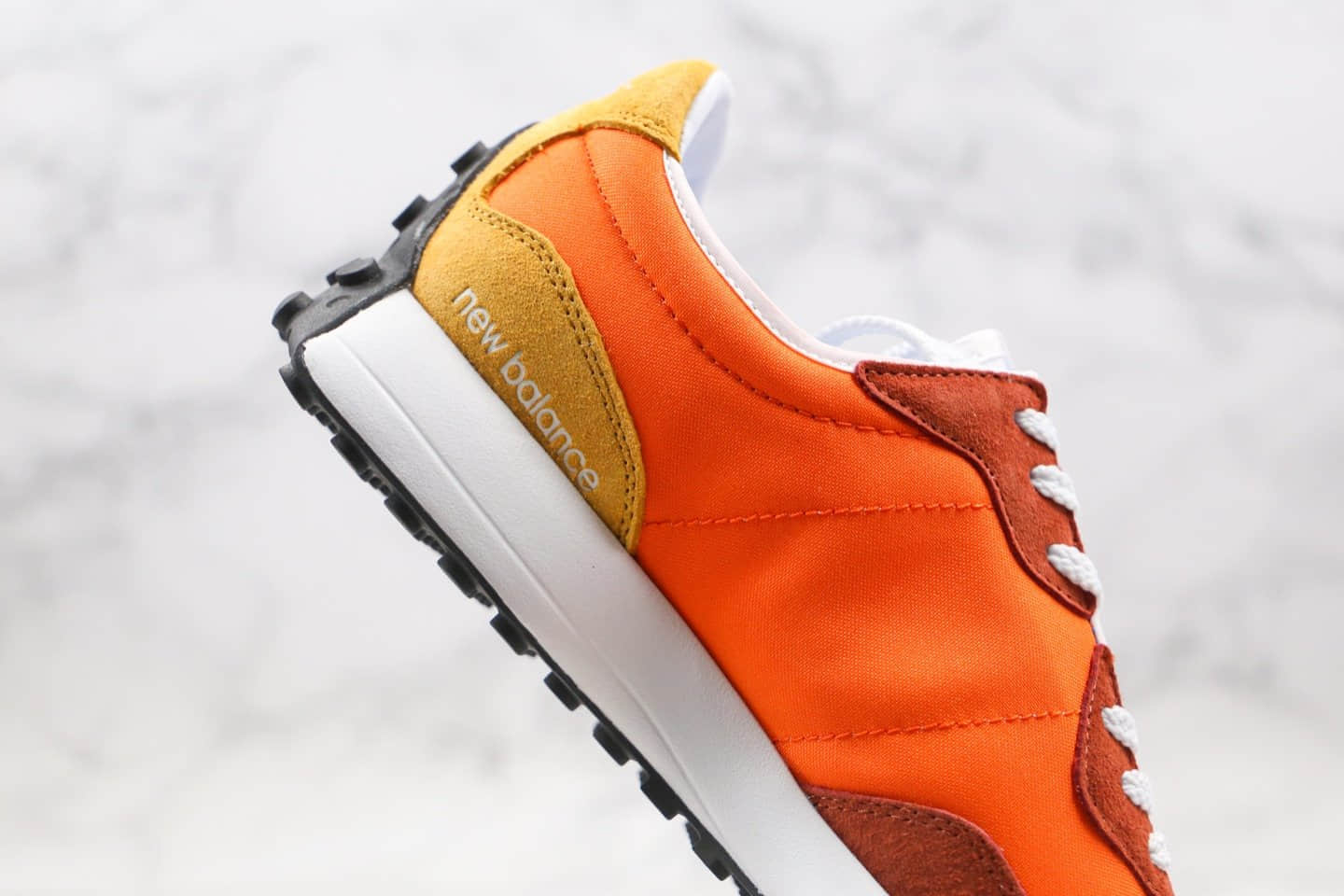 新百伦New Balance 327纯原版本复古慢跑鞋鸳鸯配色宝蓝色桔色敏感内容拼接原档案数据开发 货号:WS327LAA