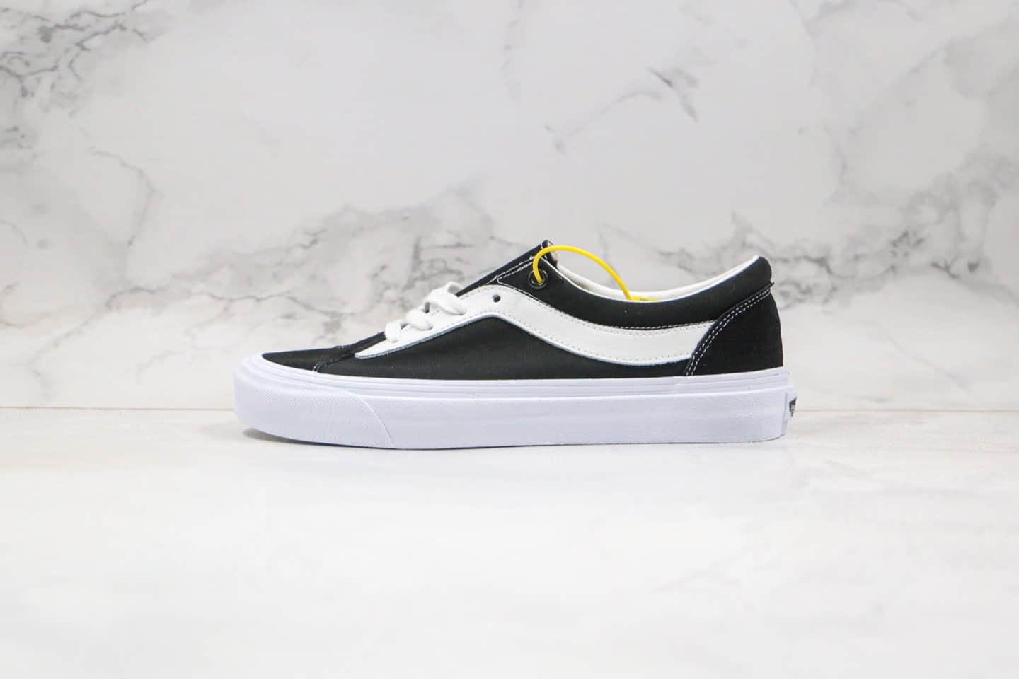万斯Vans Bold Ni公司级版本小红书爆款吴亦凡同款低帮复古黑白硫化板鞋原盒原标 (ID:38341) - 图片1