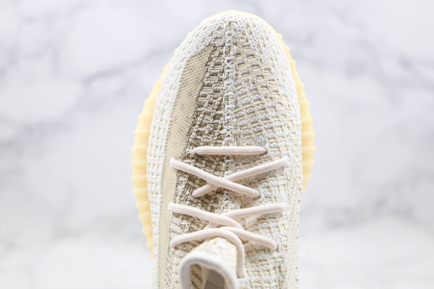 阿迪达斯Adidas Yeezy 350 V2 “Abez”公司级版本椰子350V2新氧化天使奶油淡敏感内容原织面 货号：FZ5246