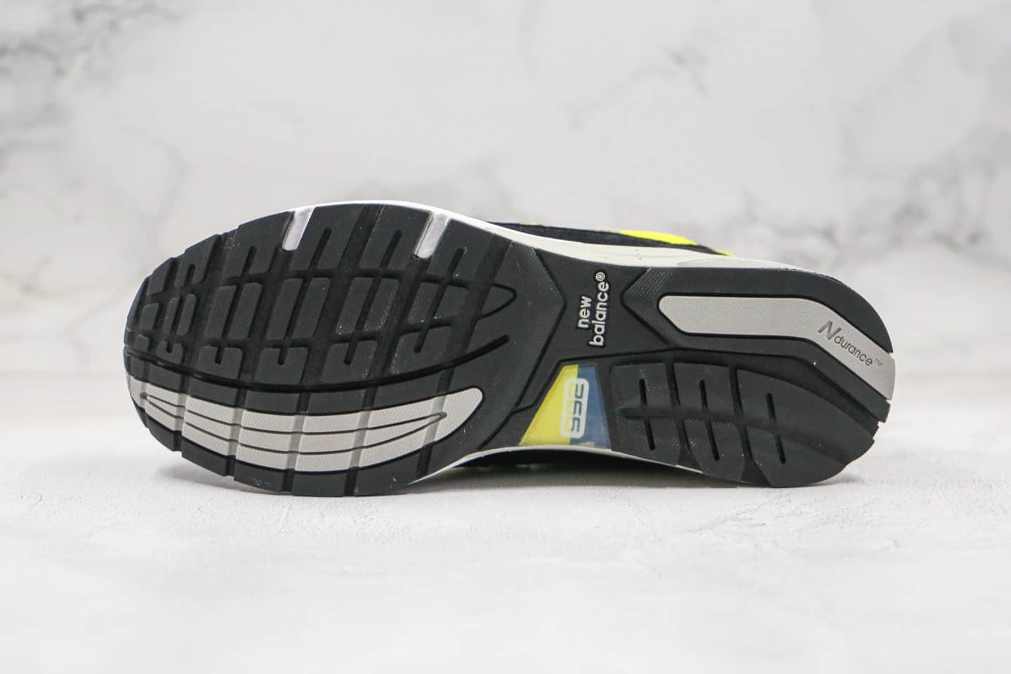 新百伦New Balance Made in USA M992纯原版本美产血统NB992敏感内容慢跑鞋原盒配件齐全正确鞋面材质 货号：W992FG
