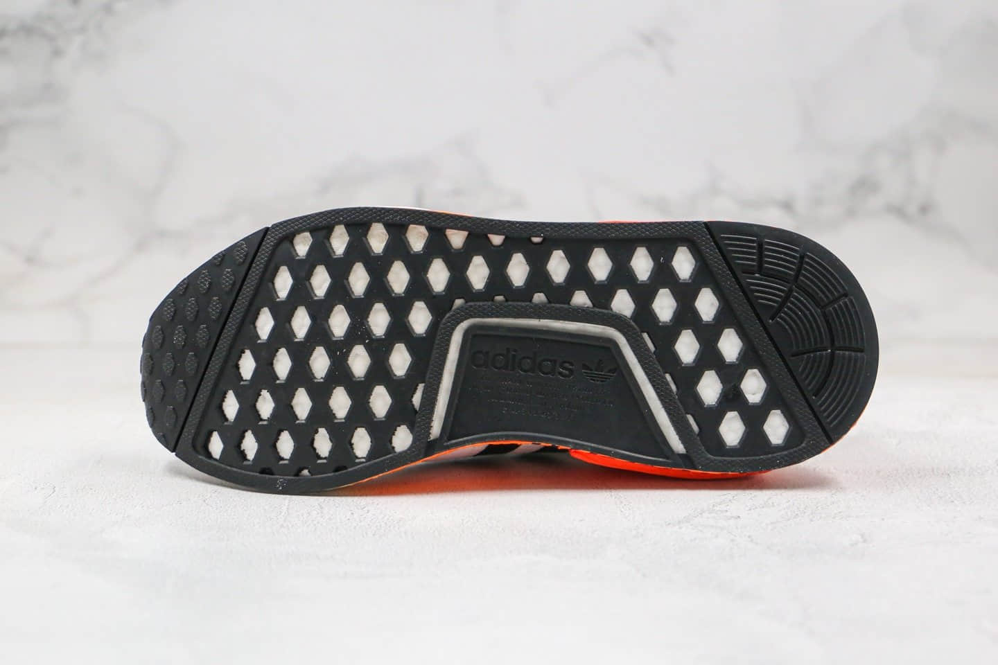 阿迪达斯adidas Originals NMD R1公司级版本三叶草跑鞋白黑橙原装Boost大底 货号：FV3648