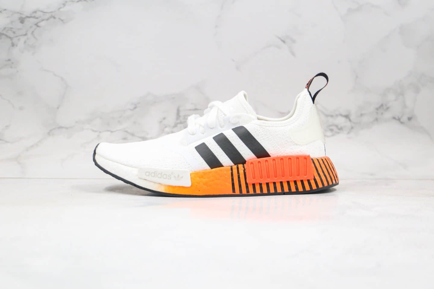 阿迪达斯adidas Originals NMD R1公司级版本三叶草跑鞋白黑橙原装Boost大底 (ID:40628) - 图片1