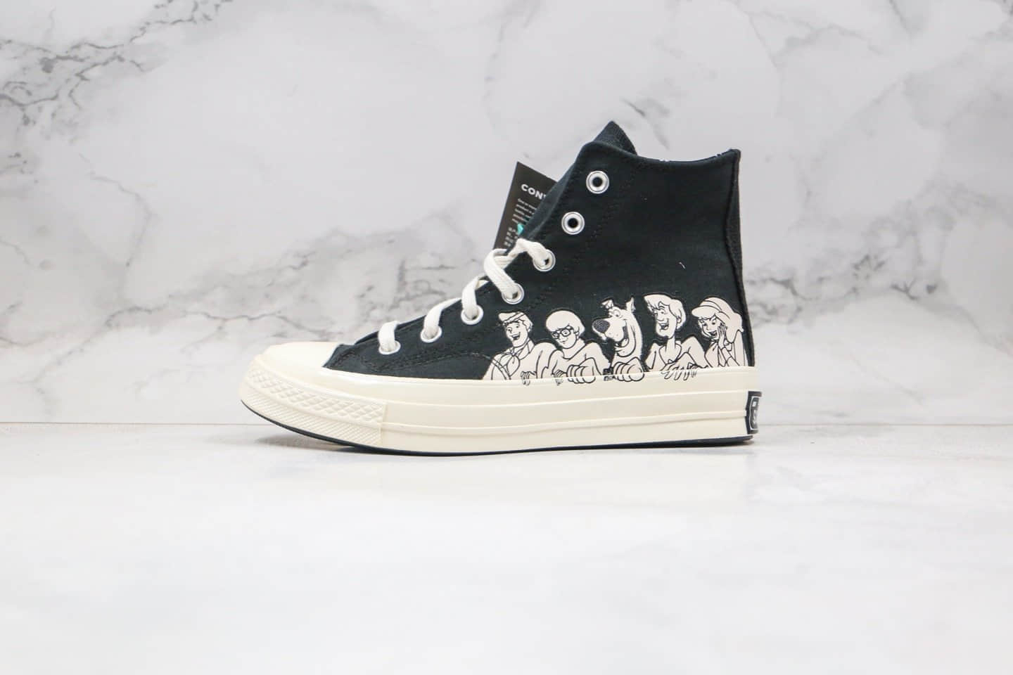 匡威Converse x Scooby-Doo公司级版本史酷比联名款高帮黑白色人物涂鸦帆布鞋原档案数据开发 (ID:40776) - 图片1