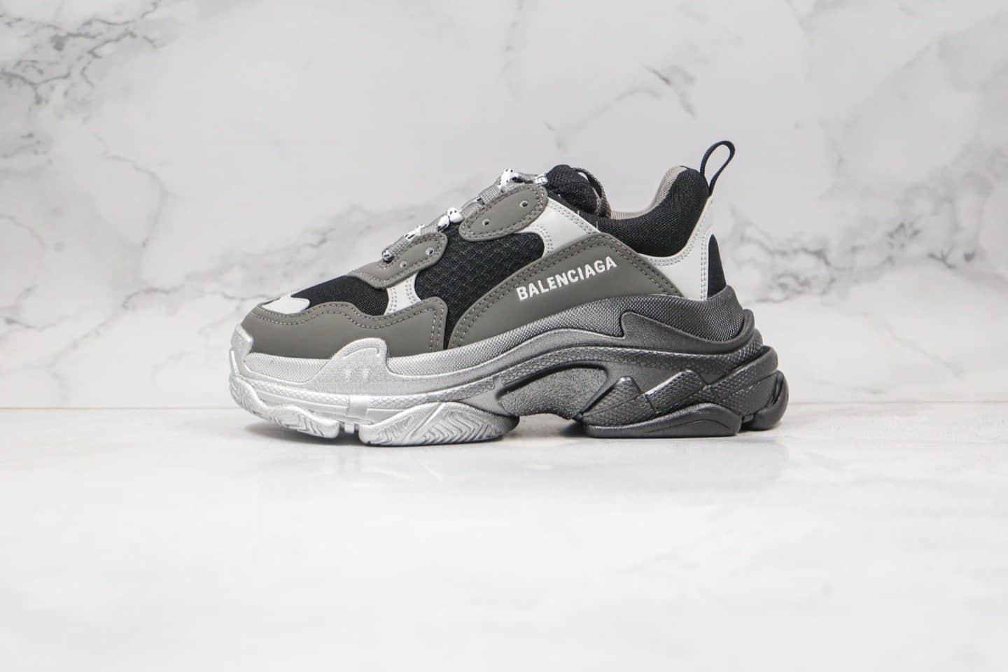 巴黎世家Balenciaga Triple S纯原版本黑灰银色复古气垫老爹鞋正确八成组合大底原档案数据开发 (ID:42125) - 图片1