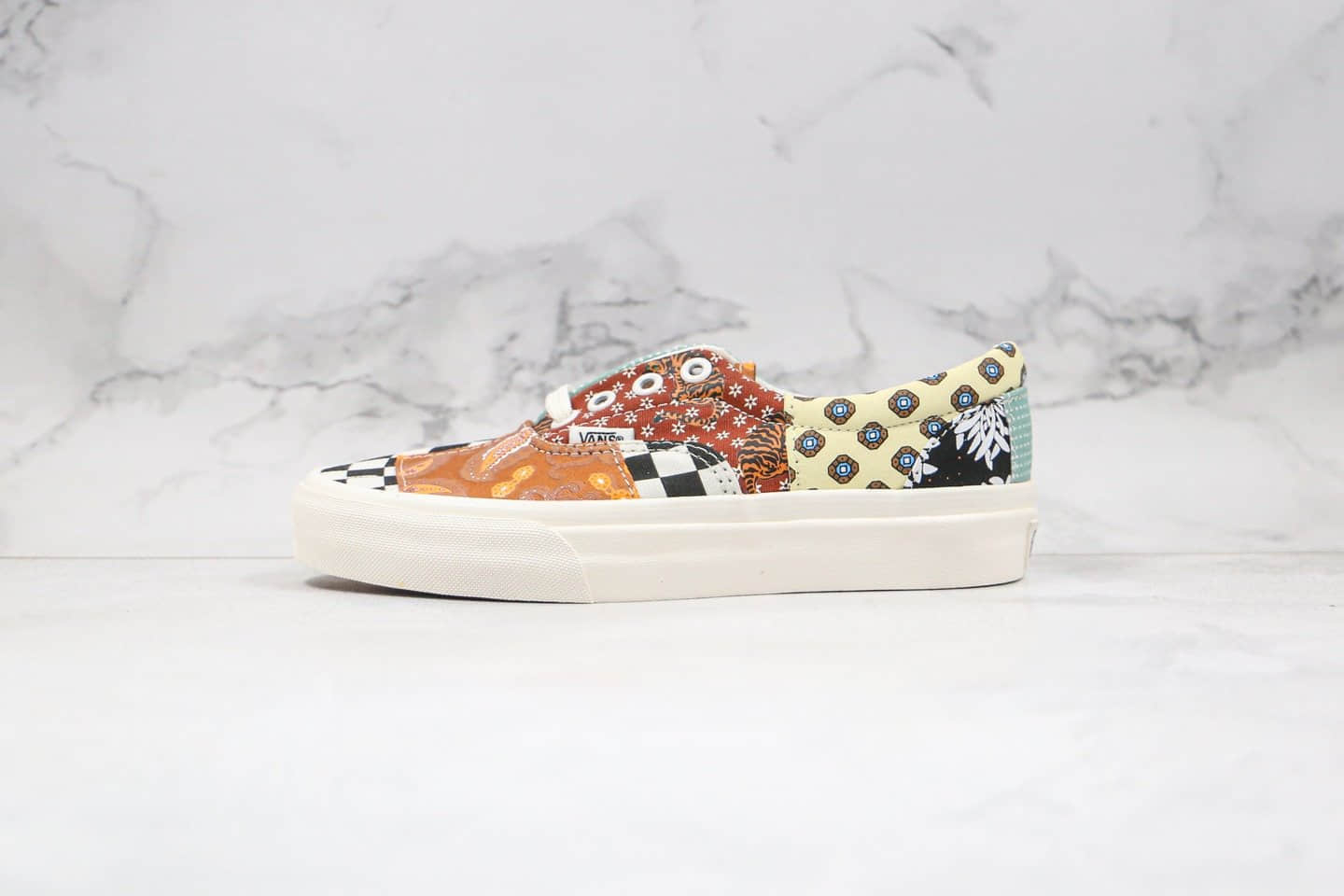万斯VANS Era公司级版本低帮硫化板鞋腰果花配色花卉图案拼接不对称系列原楦头纸板打造 (ID:42801) - 图片1