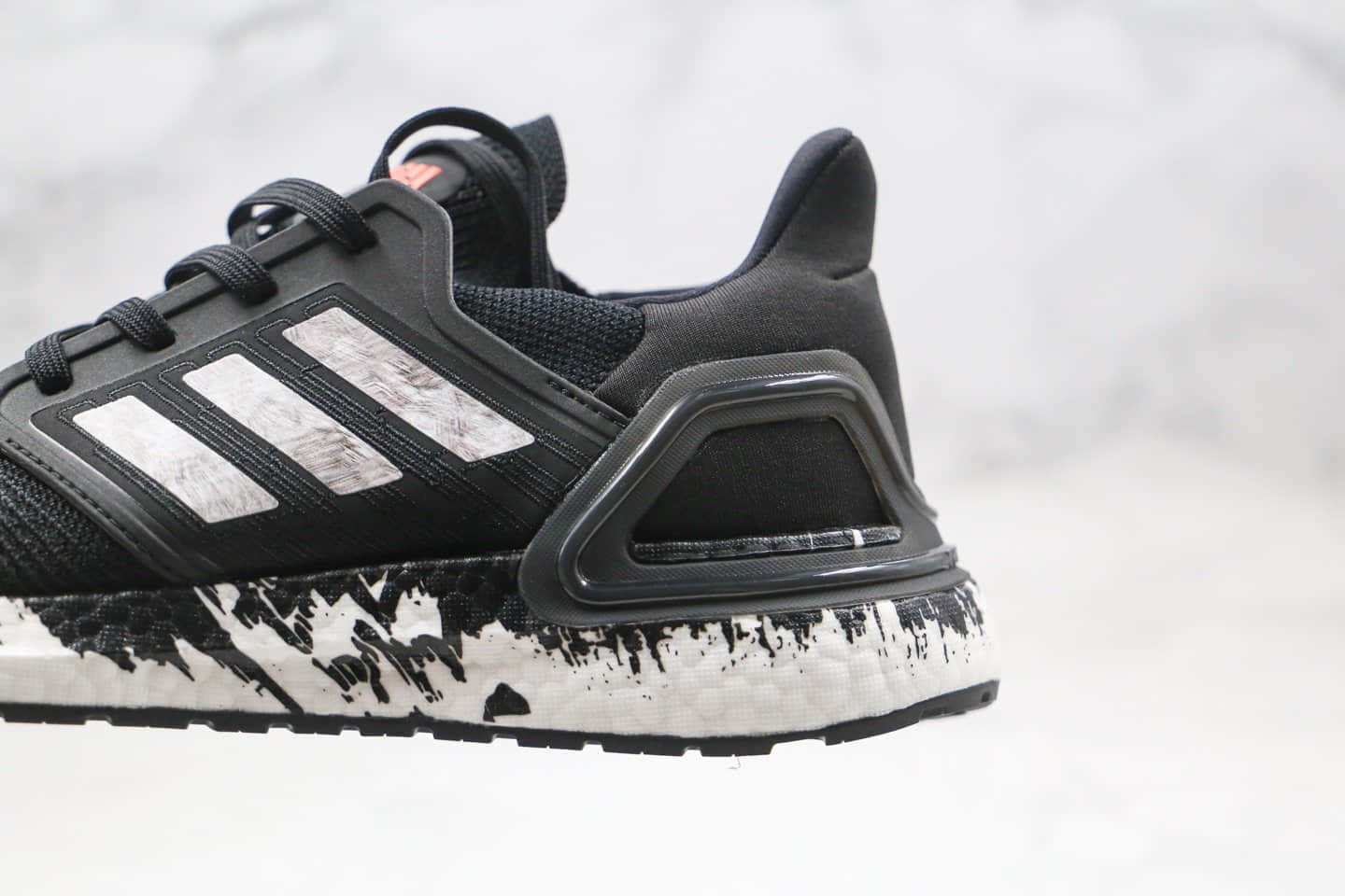阿迪达斯Adidas Ultra Boost 20纯原版本爆米花跑鞋UB6.0泼墨黑白色内置原厂巴斯夫爆米花缓震大底 货号:EG1342
