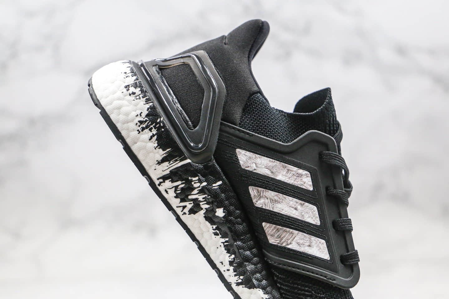 阿迪达斯Adidas Ultra Boost 20纯原版本爆米花跑鞋UB6.0泼墨黑白色内置原厂巴斯夫爆米花缓震大底 货号:EG1342