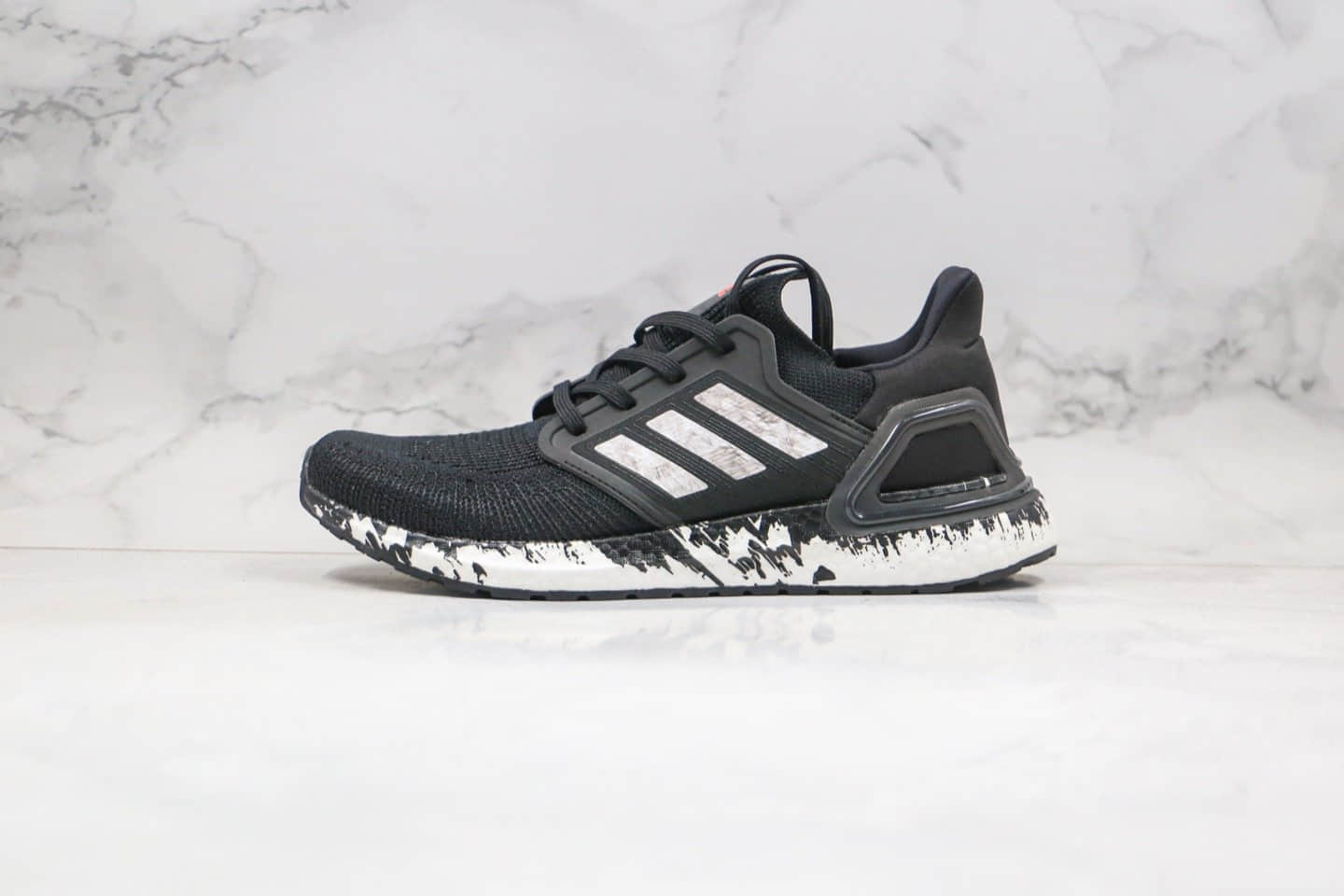 阿迪达斯Adidas Ultra Boost 20纯原版本爆米花跑鞋UB6.0泼墨黑白色内置原厂巴斯夫爆米花缓震大底 货号:EG1342