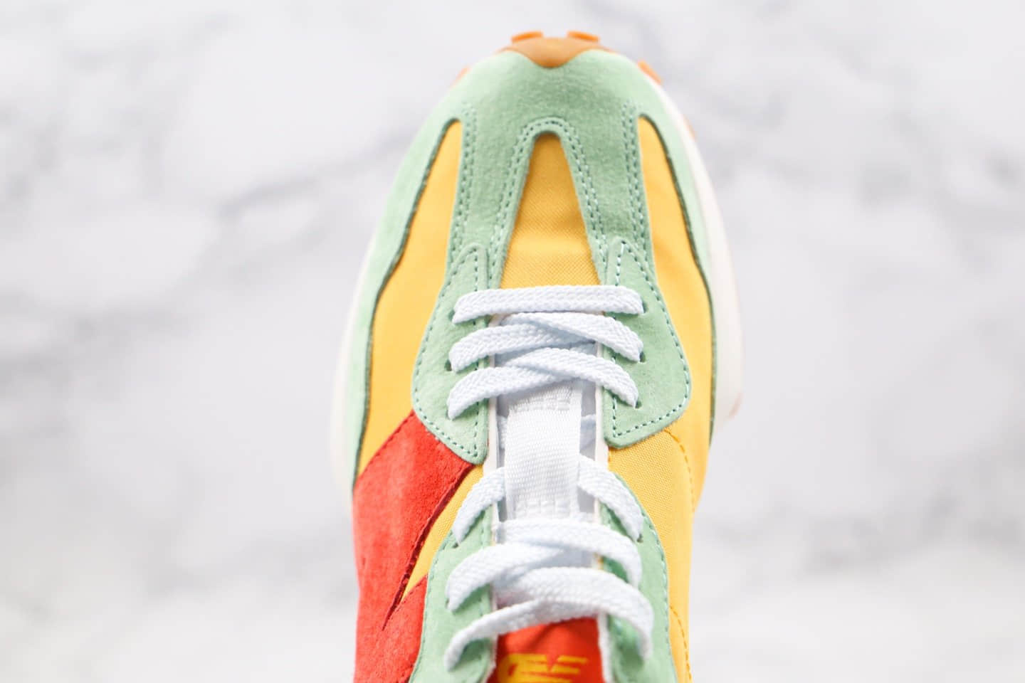 新百伦New Balance 327纯原版本复古慢跑鞋NB327黄绿桔红色原盒原标正确鞋面材质 货号：MS327L敏感内容