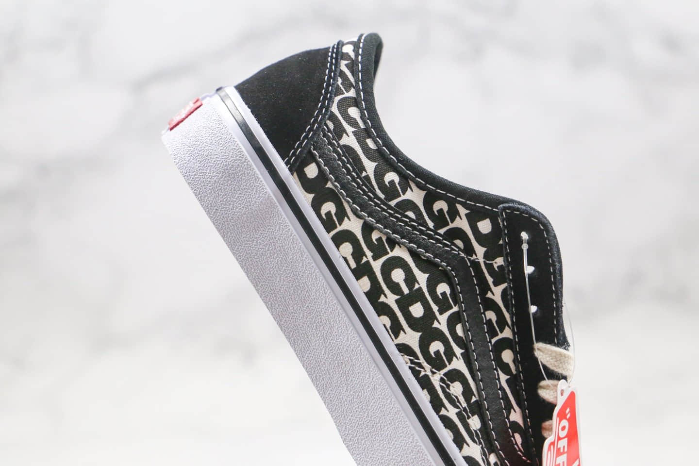 万斯VANS Style 36 x 敏感内容G公司级版本川久保玲联名款低帮半月包头字母涂鸦硫化板鞋原档案数据开发