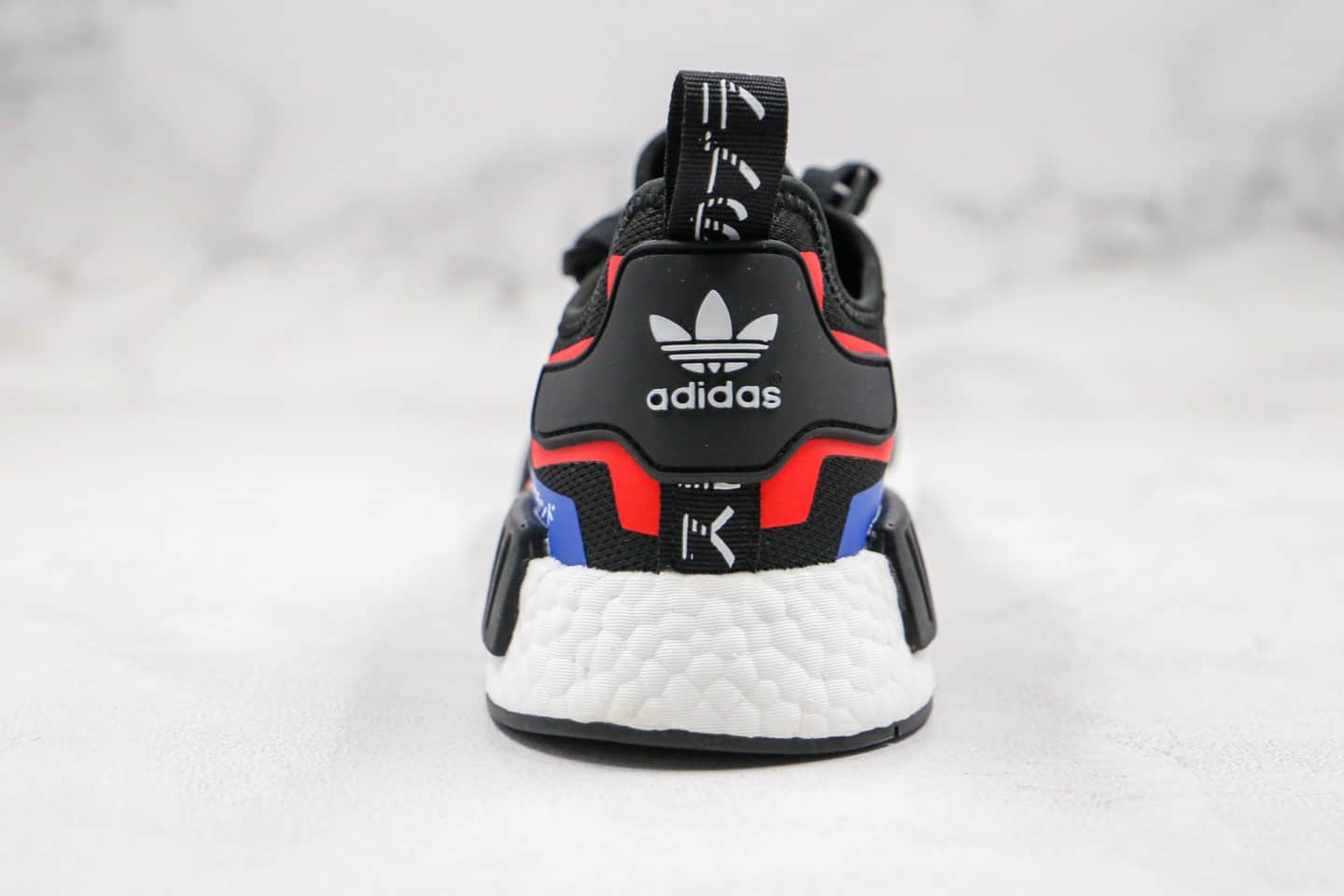 阿迪达斯adidas NMD R1纯原版本爆米花跑鞋日文撞色条纹原装进口Boost原料 货号:FY1433
