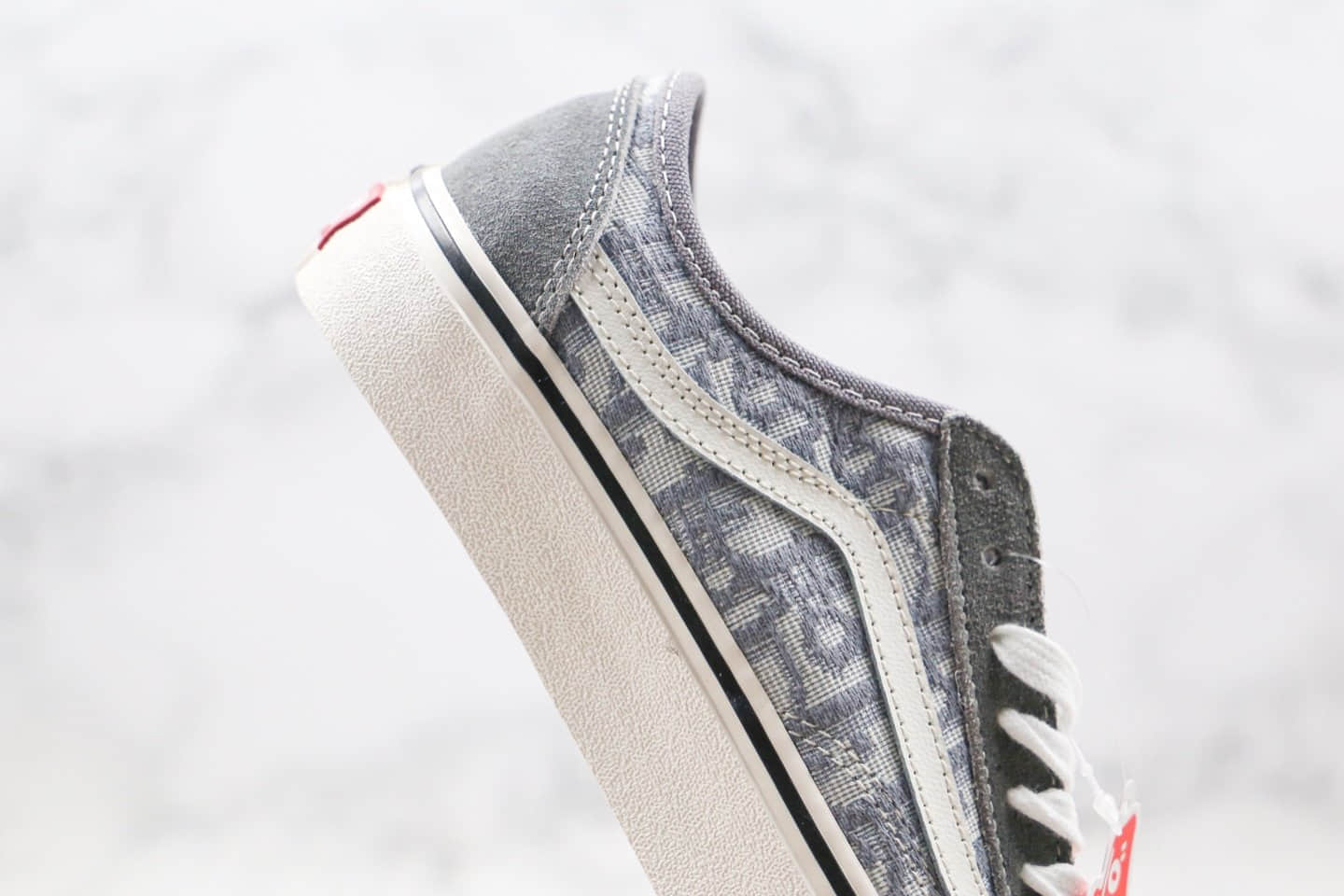 万斯Dior x Vans Style 36 Decon SF“Christian Dior”公司级版本迪奥联名板鞋浅灰刺绣敏感内容重影原厂硫化工艺