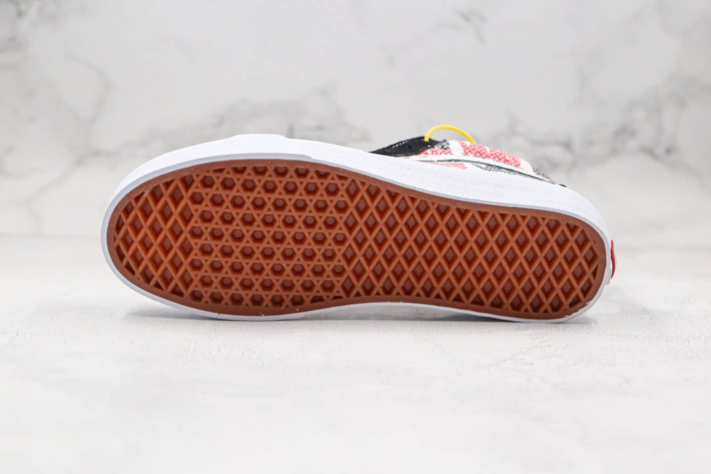 万斯Vans SK8-Mid Reissue公司级版本中帮板鞋字母印花涂鸦彩色logo黑白红色原鞋开模 货号:VN0A391F2BQ