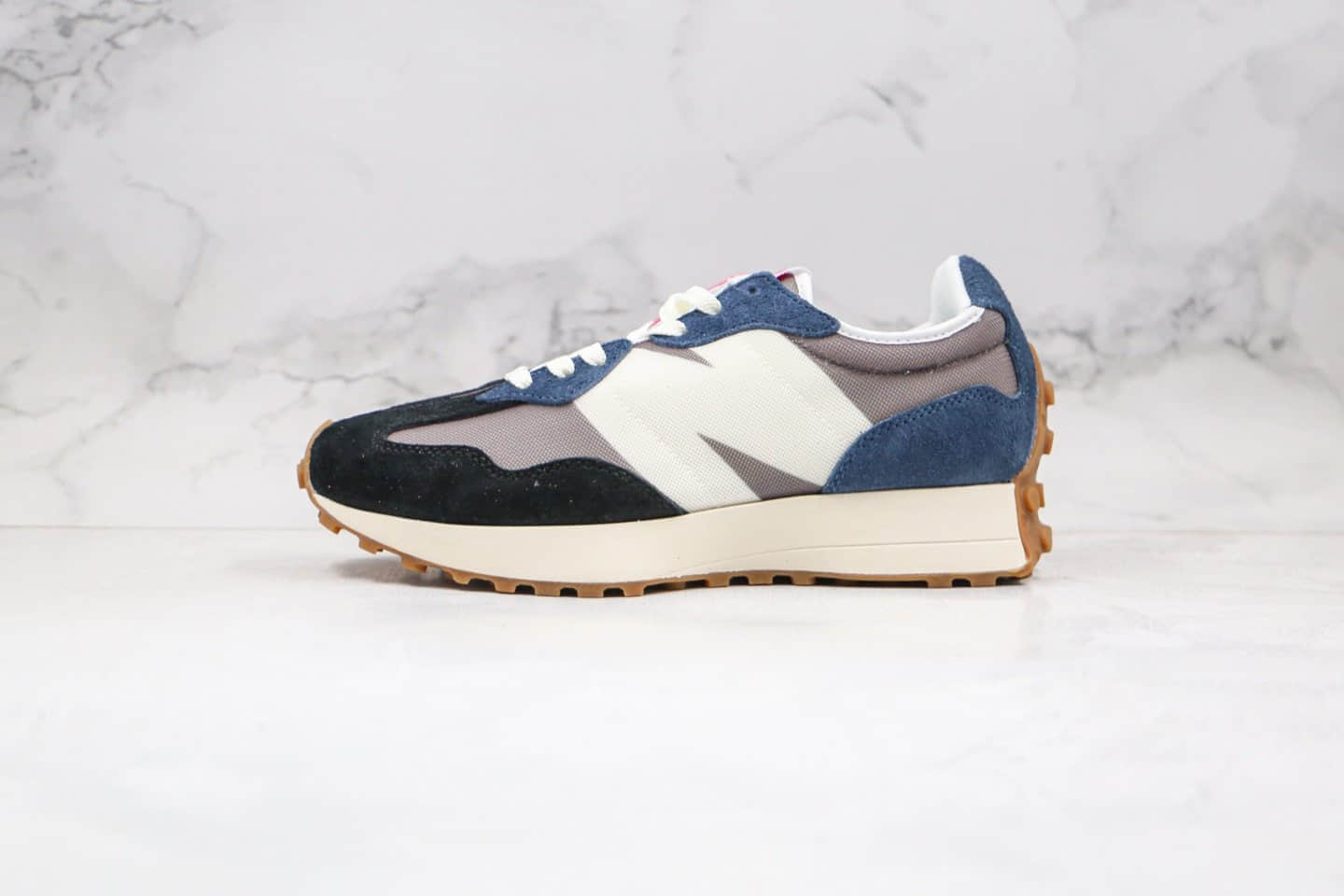 新百伦New Balance MS327纯原版本复古慢跑鞋NB327灰黑色原楦头纸板打造正确鞋猪巴麂皮材质 (ID:45584) - 图片1