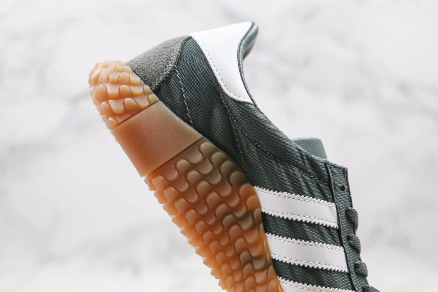 阿迪达斯adidas Kamanda纯原版本卡曼达联名小红书爆款慢跑鞋生胶绿色原鞋开发 货号:G27825