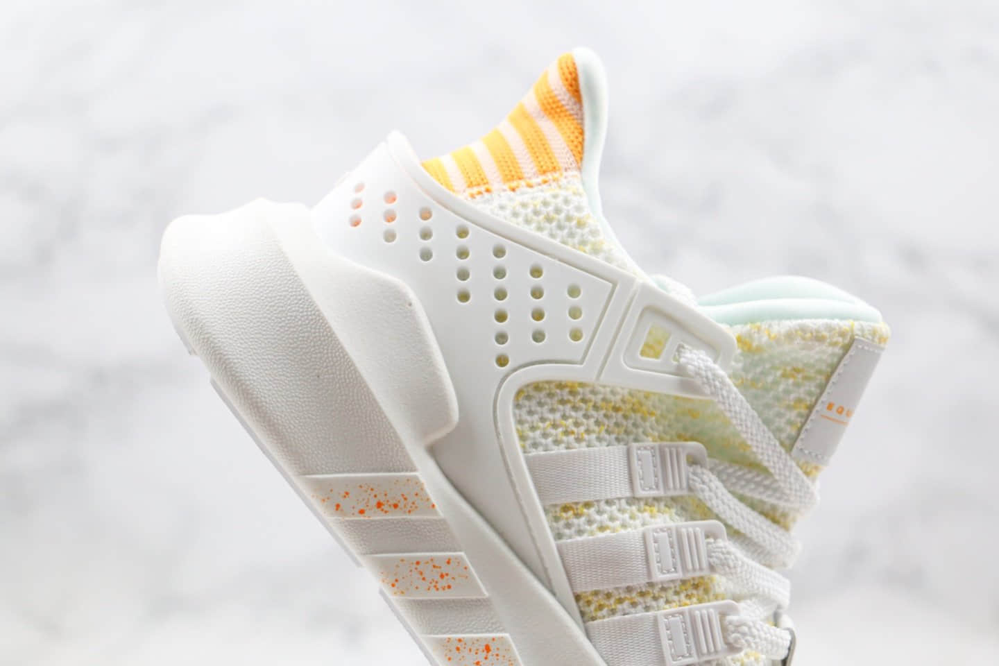 阿迪达斯adidas EQT BASK ADV纯原版本支撑者系列透气针织网面三叶草跑鞋白敏感内容区别市面通货 货号:EE5050