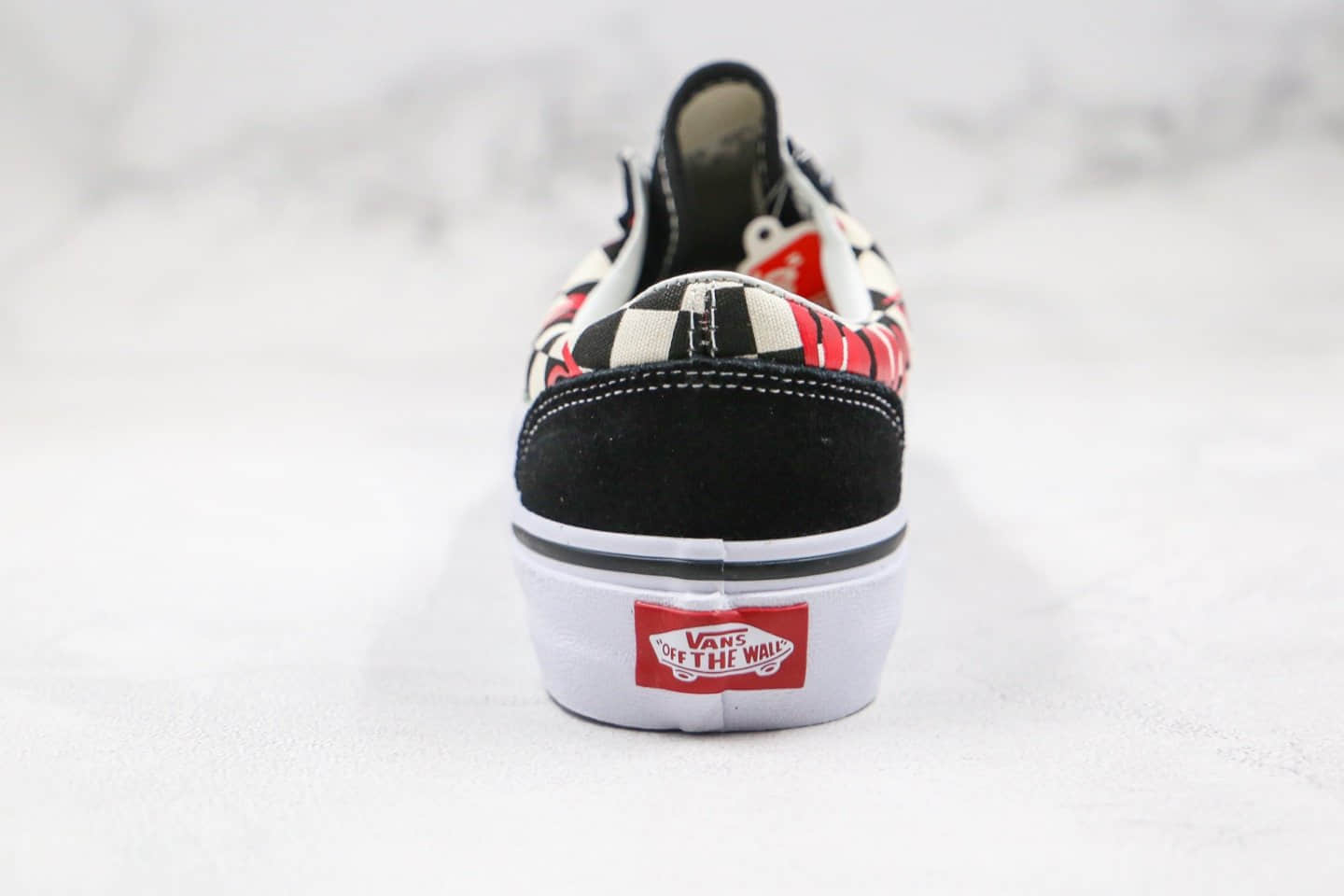 万斯Vans Style 36公司级版本棋盘格低帮休闲板鞋黑红涂鸦印花原鞋开模 货号:VN0A3DZ31IW