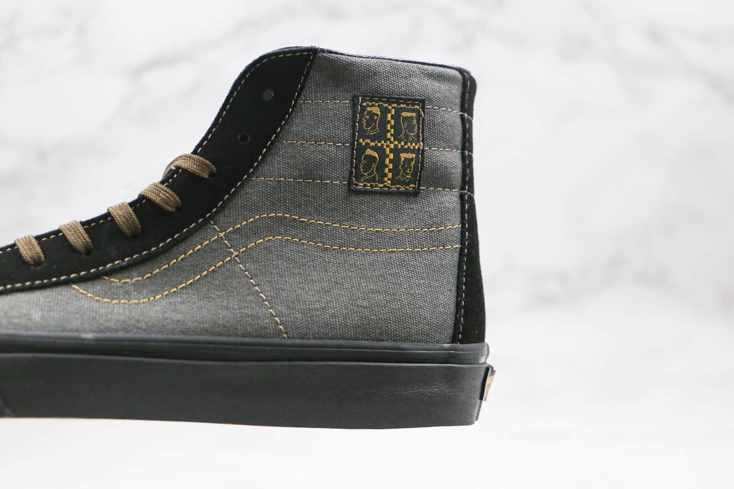 万斯Vans x Michael February公司级版本高帮帆布鞋迈克人像黑灰色原厂硫化大底原盒原标 货号:VN0A3MV122M