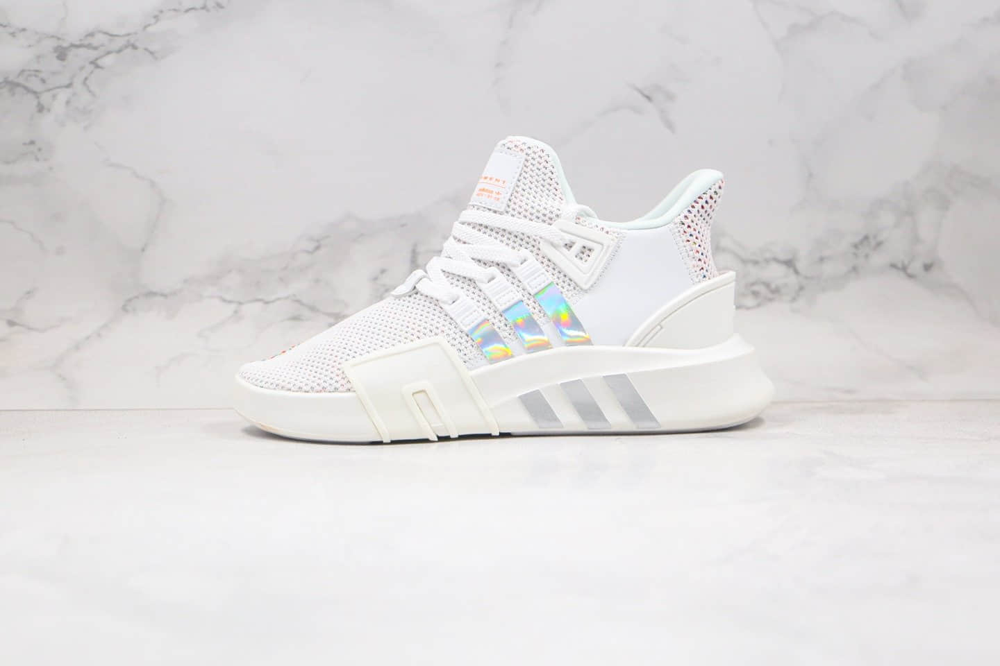 阿迪达斯Adidas EQT BASK ADV纯原版本三叶草支撑者系列EQT慢跑鞋白镭射彩虹原盒原标原档案数据开发 (ID:47739) - 图片1