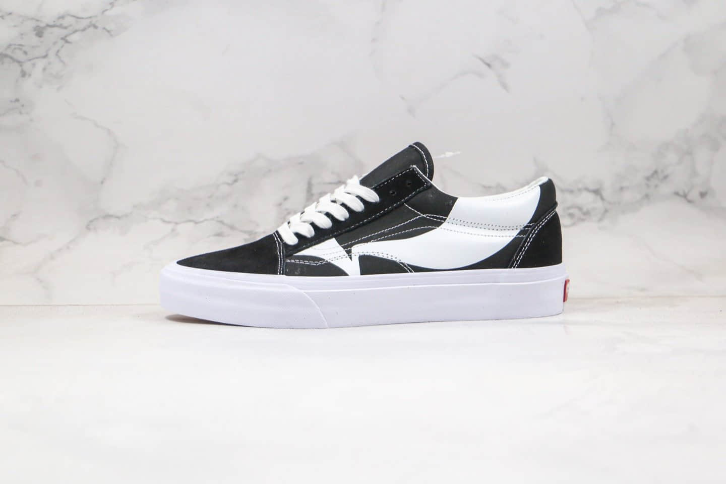 万斯Vans Old Skool公司级版本低帮不规则形状黑白色特别设计硫化板鞋原盒原标内置钢印 (ID:48390) - 图片1