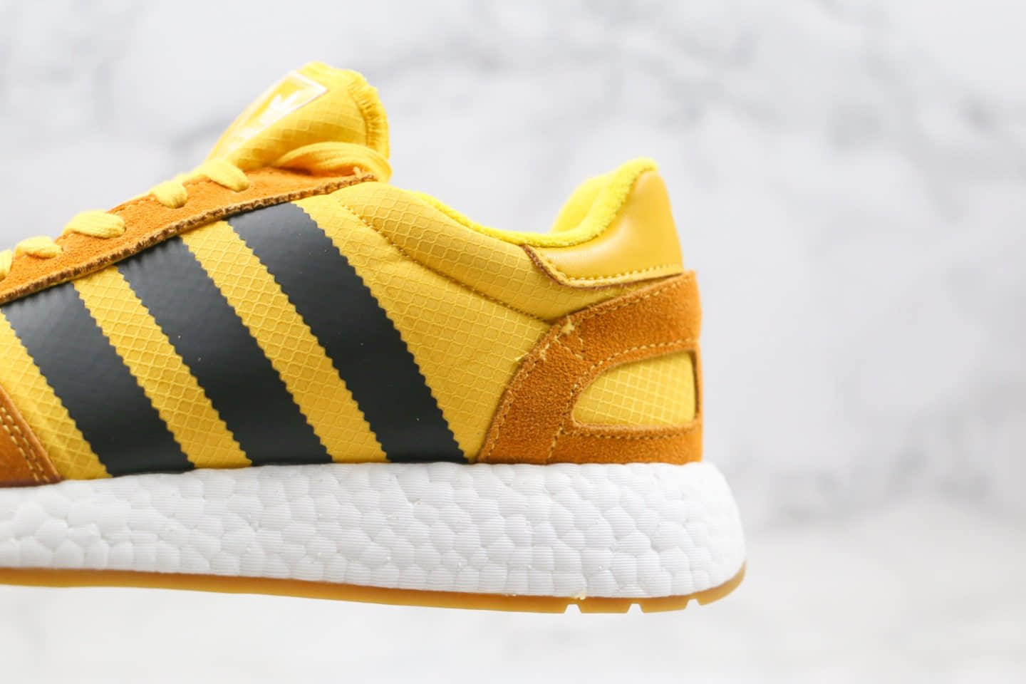 阿迪达斯Adidas Boost Three Stripes L-5923纯原版本三叶草爆米花跑鞋黑敏感内容原鞋开模一比一打造 货号:BD7612