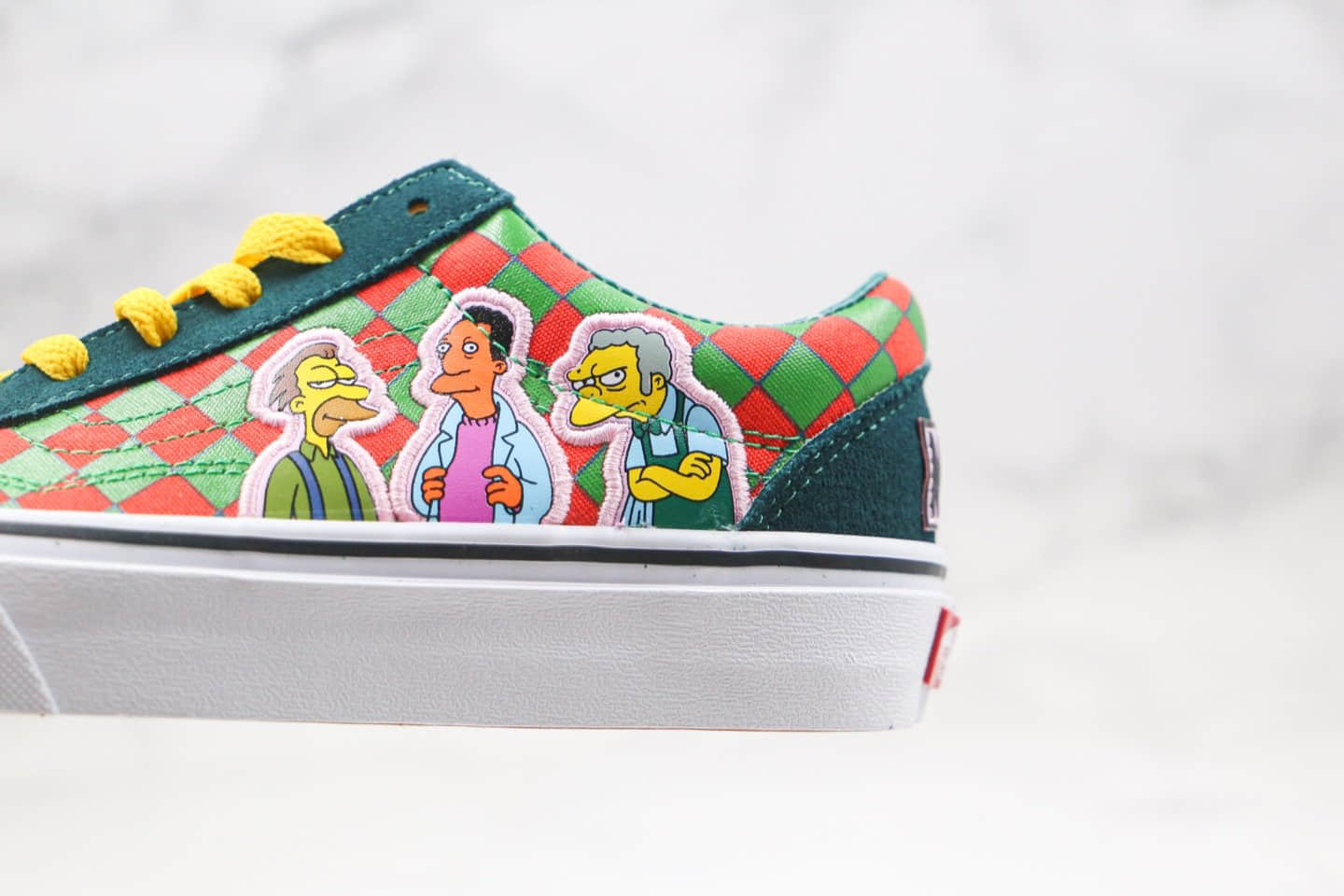 万斯Vans Old Skool x 辛普森联名款公司级版本低帮红绿敏感内容棋盘格子硫化板鞋原楦头纸板打造