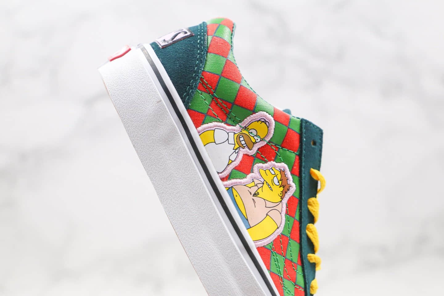 万斯Vans Old Skool x 辛普森联名款公司级版本低帮红绿敏感内容棋盘格子硫化板鞋原楦头纸板打造