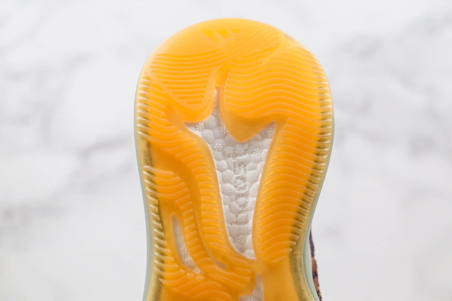 阿迪达斯Adidas Yeezy 380 Boost公司级版本椰子380爆米花跑鞋棕敏感内容原楦头纸板打造 货号：FZ4982