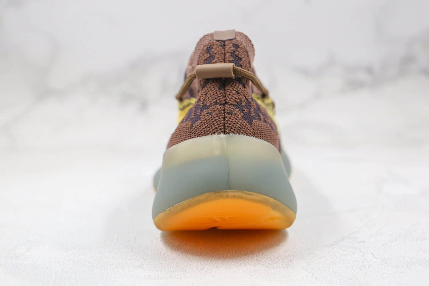 阿迪达斯Adidas Yeezy 380 Boost公司级版本椰子380爆米花跑鞋棕敏感内容原楦头纸板打造 货号：FZ4982