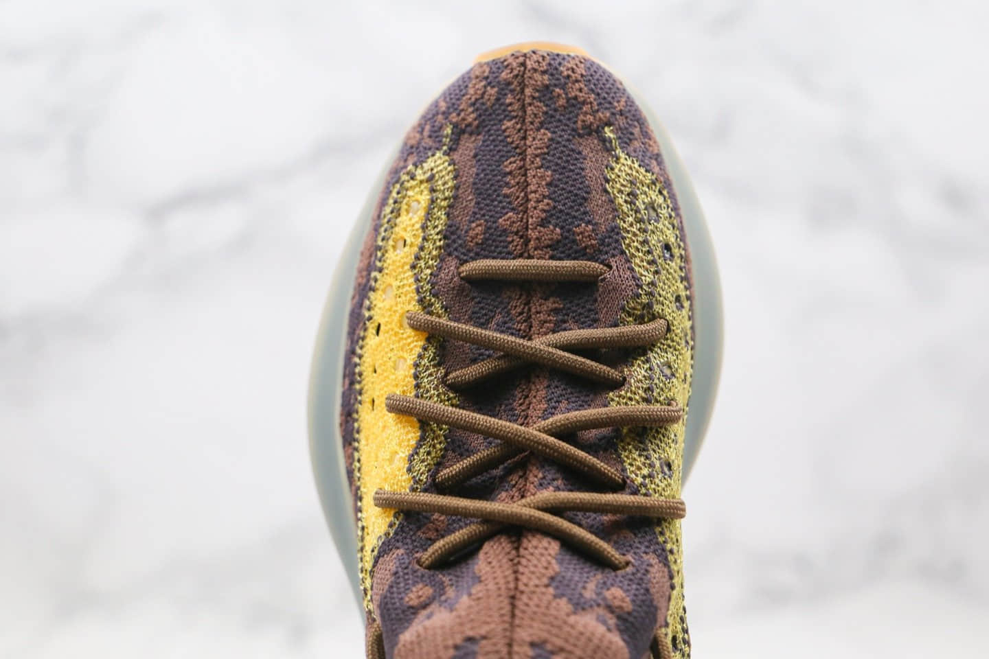 阿迪达斯Adidas Yeezy 380 Boost公司级版本椰子380爆米花跑鞋棕敏感内容原楦头纸板打造 货号：FZ4982