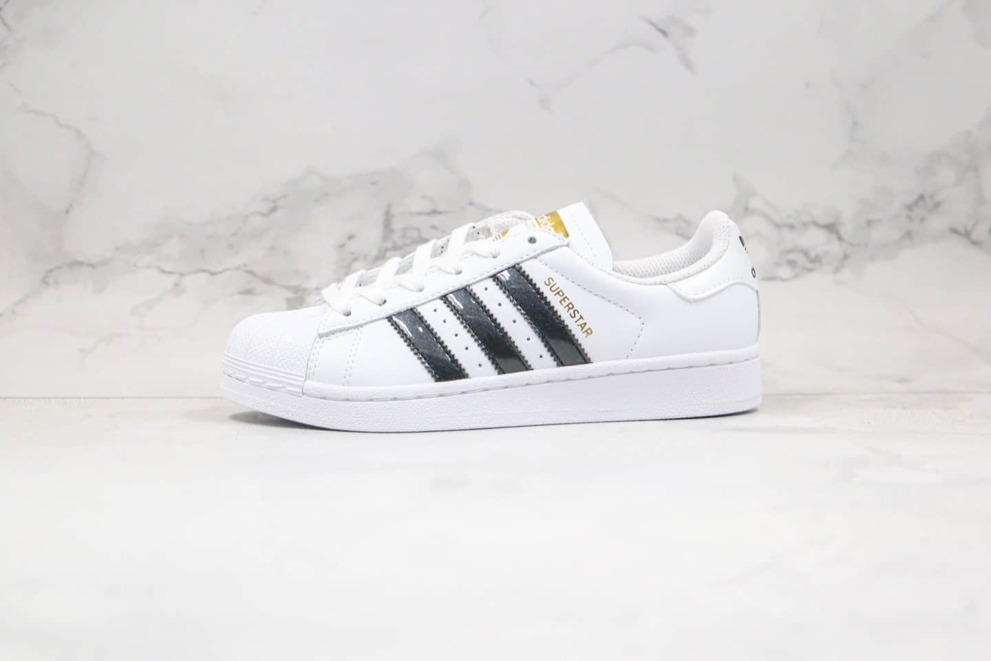 阿迪达斯Adidas Originals SUPERSTAR W纯原版本三叶草贝壳头金标白黑色漆皮LOGO板鞋正确PU硅蓝软中底 (ID:50535) - 图片1