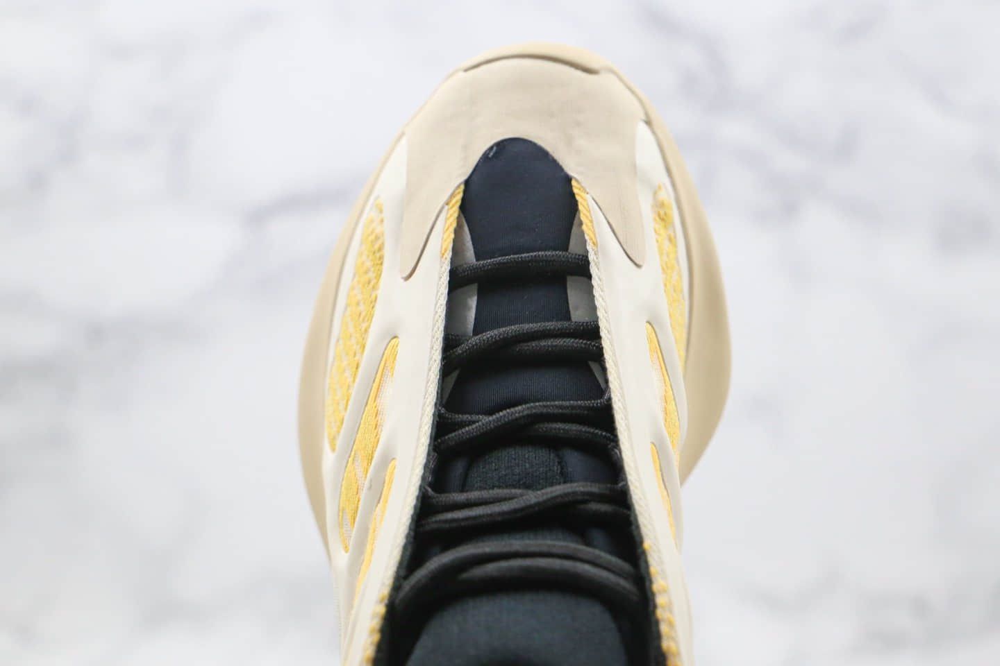 阿迪达斯Adidas Yeezy 700 V3 Azael纯原版本椰子700V3异形黄白色复古老爹鞋原鞋开模正确鞋面夜光材质 货号:G54853