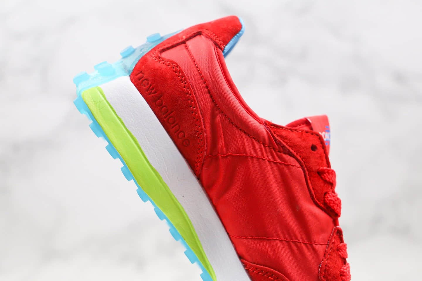 新百伦New Balance 327纯原版本复古慢跑鞋NB327红色原盒原标正确鞋面材质 货号：MS327敏感内容B