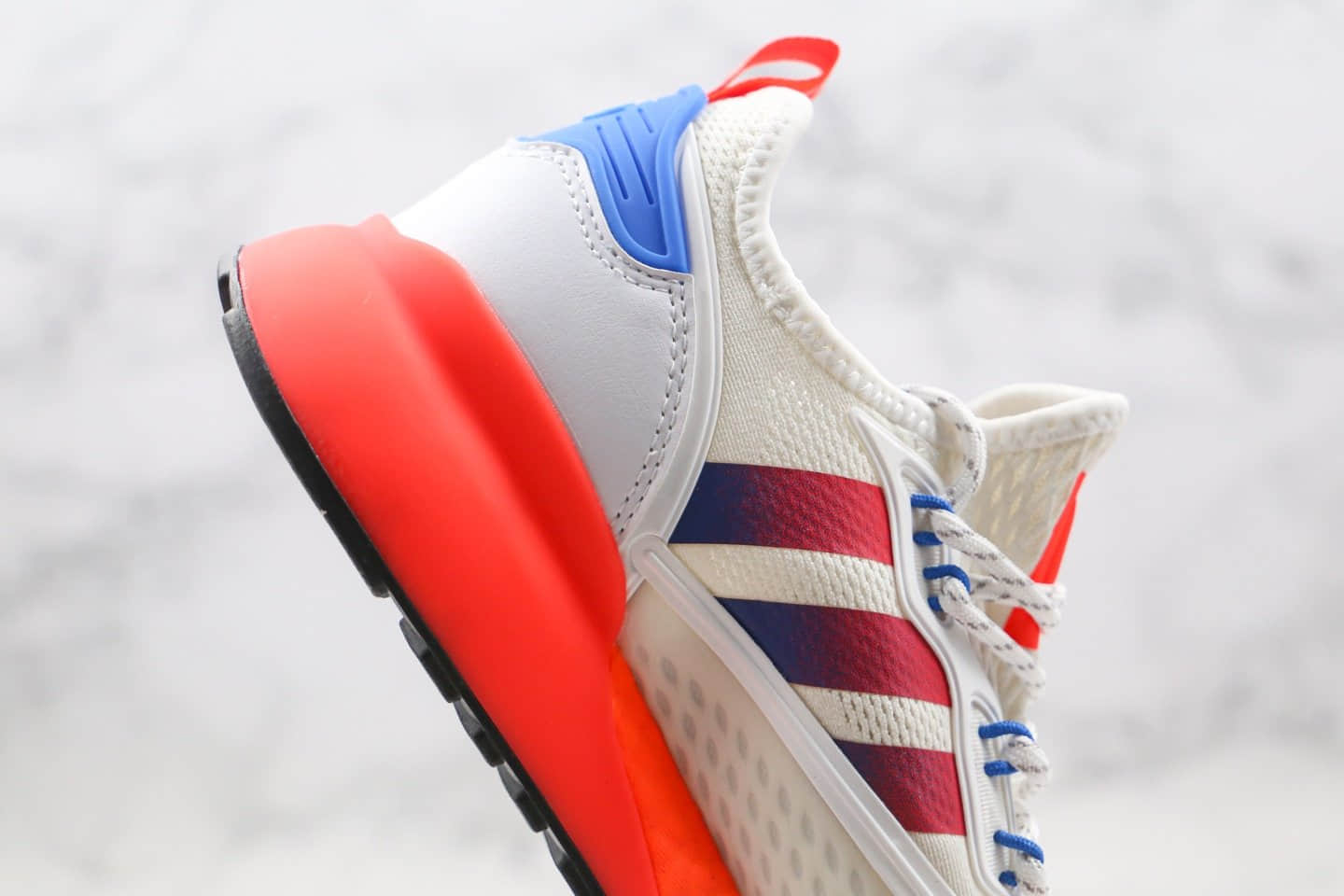 阿迪达斯adidas Originals ZX 2K Boost公司级版本易烊千玺同款爆米花缓震休闲运动跑鞋白橙蓝配色原盒原标 货号:FV9996