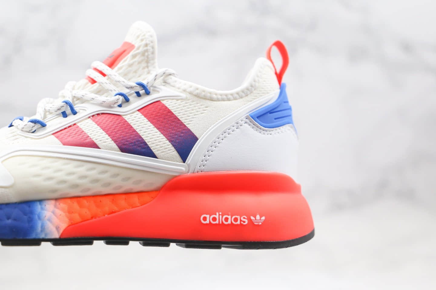 阿迪达斯adidas Originals ZX 2K Boost公司级版本易烊千玺同款爆米花缓震休闲运动跑鞋白橙蓝配色原盒原标 货号:FV9996