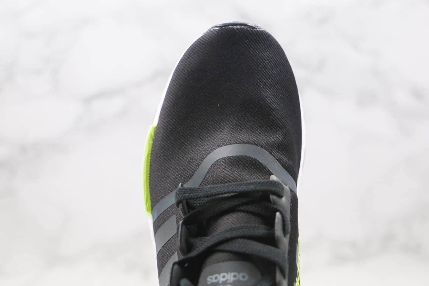 阿迪达斯adidas NMD R1 Primeknit Triple Black纯原版本针织跑鞋黑紫绿色真爆大底 货号:D96627