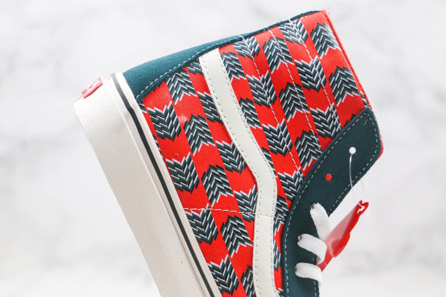 万斯VANS Sk8-Hi 138 Decon SF SURF公司级版本高帮冲敏感内容系列红绿箭头麂皮拼接帆布鞋原盒原标原楦头纸板打造 货号:VN0A3MV122N