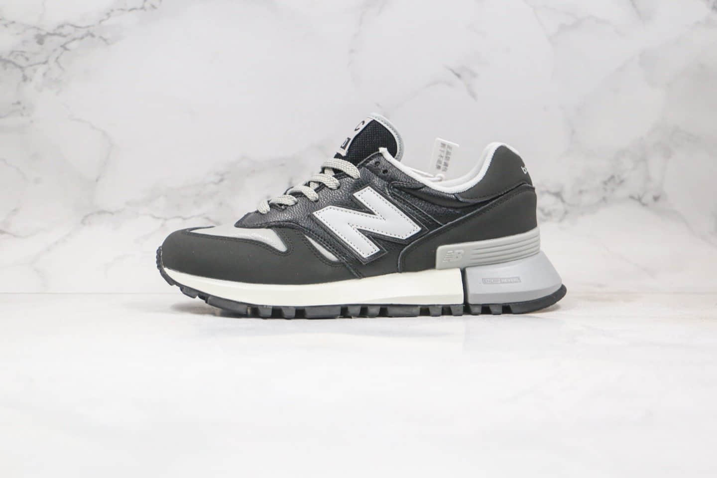 新百伦New Balance 1300纯原版本皮面复古老爹鞋白黑色原盒原标 (ID:52761) - 图片1