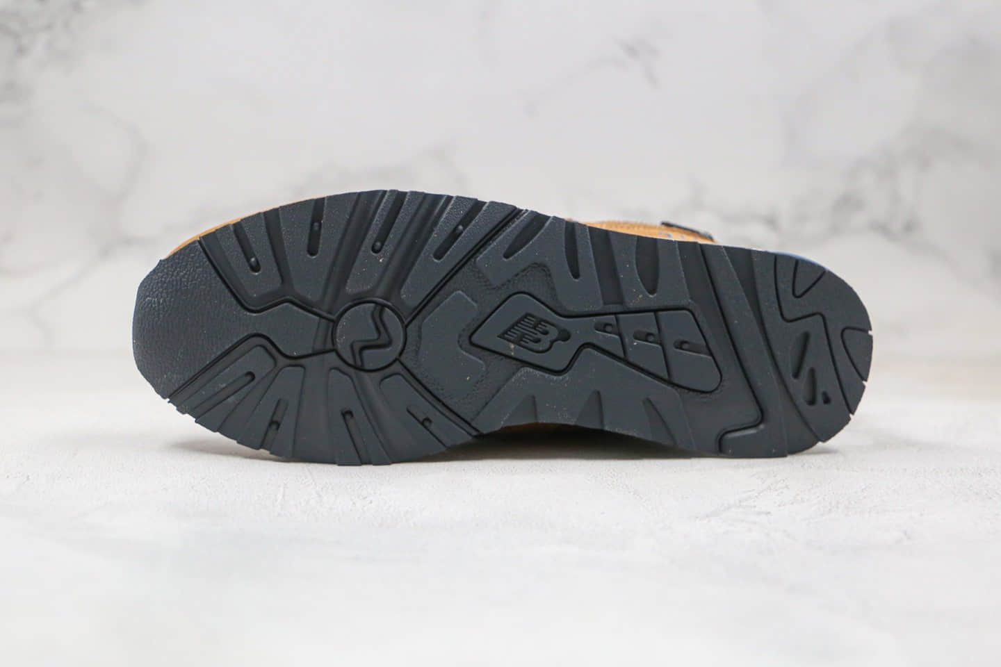 新百伦New Balance 999纯原版本复古运动鞋NB999棕色原装套楦 货号:ML999BC