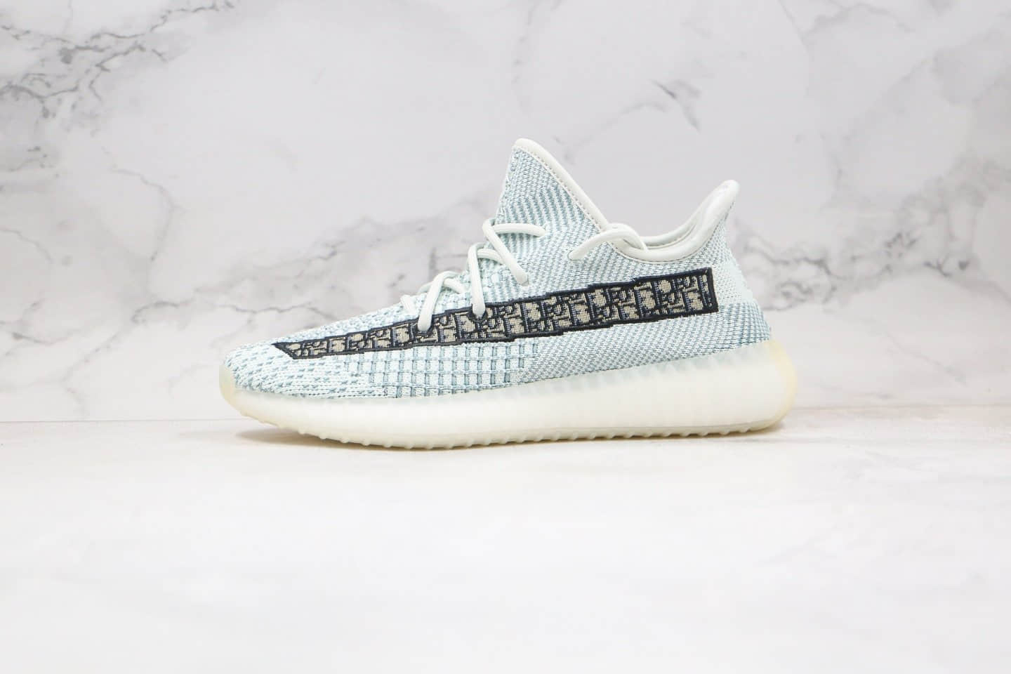 阿迪达斯Adidas BOOST yeezy 350 V2 x Dior迪奥联名款公司级版本侃爷椰子350V2冰蓝老花印花配色内置真爆米花大底 货号:FC6608
