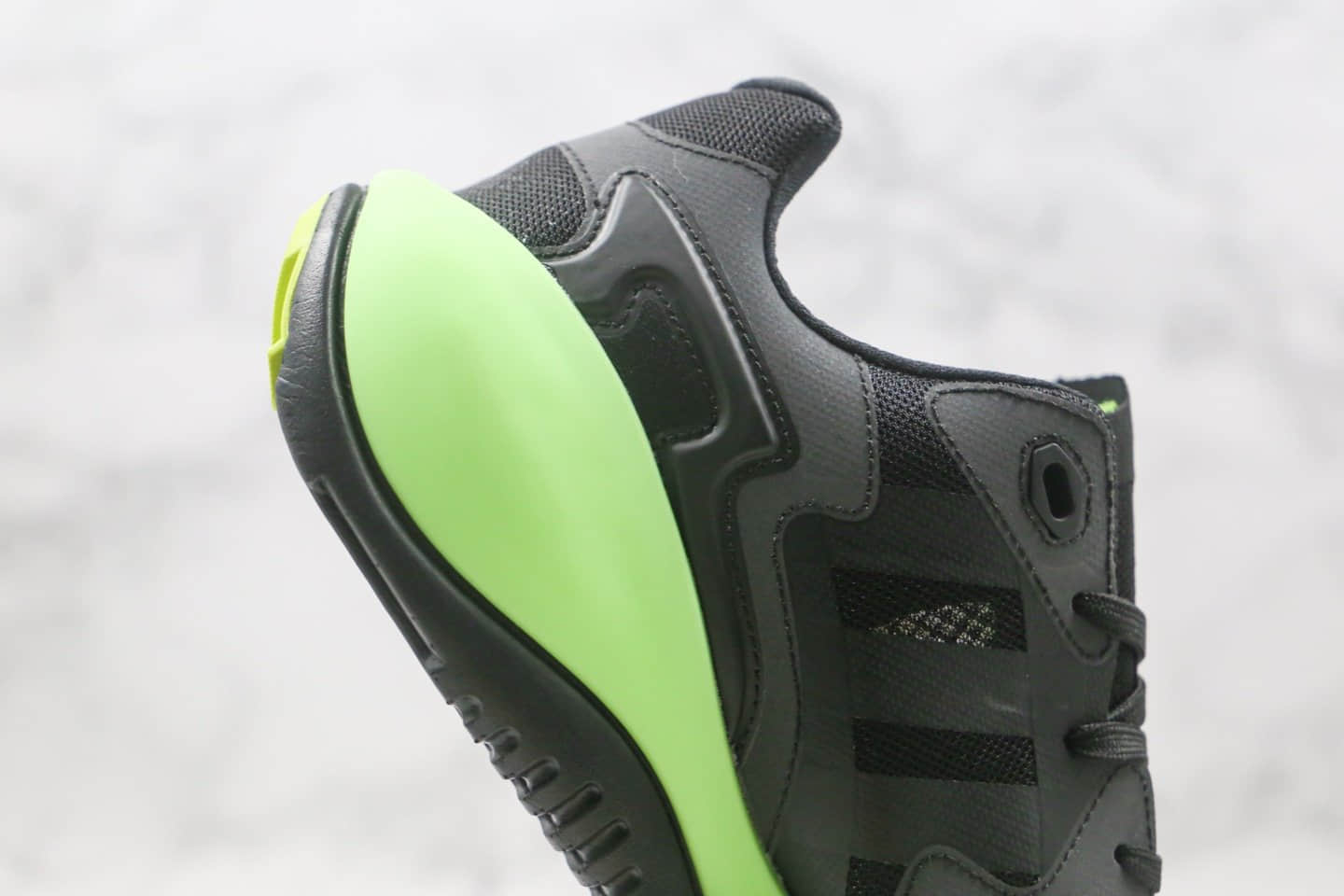 阿迪达斯adidas Originals ZX ALKYNE纯原版本王嘉尔同款未来球鞋炔化学元素系列黑绿色爆米花跑鞋原鞋开模一比一打造 货号:FY3023