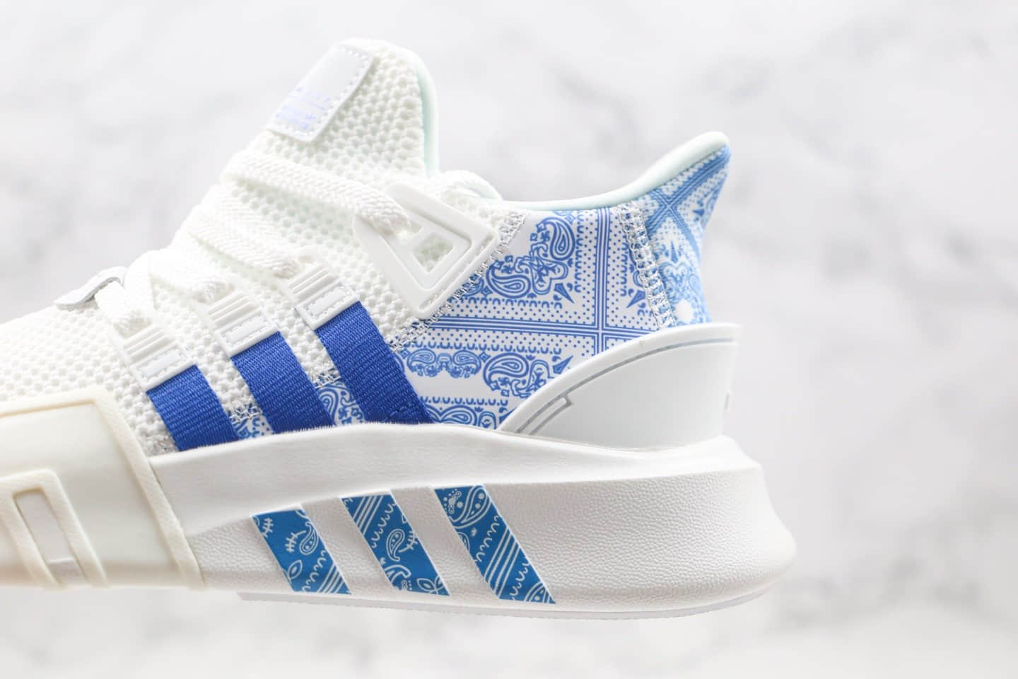 阿迪达斯Adidas EQT BASK ADV纯原版本三叶草EQT慢跑鞋支撑者系列青花瓷白蓝色原盒原标 货号:FV4537