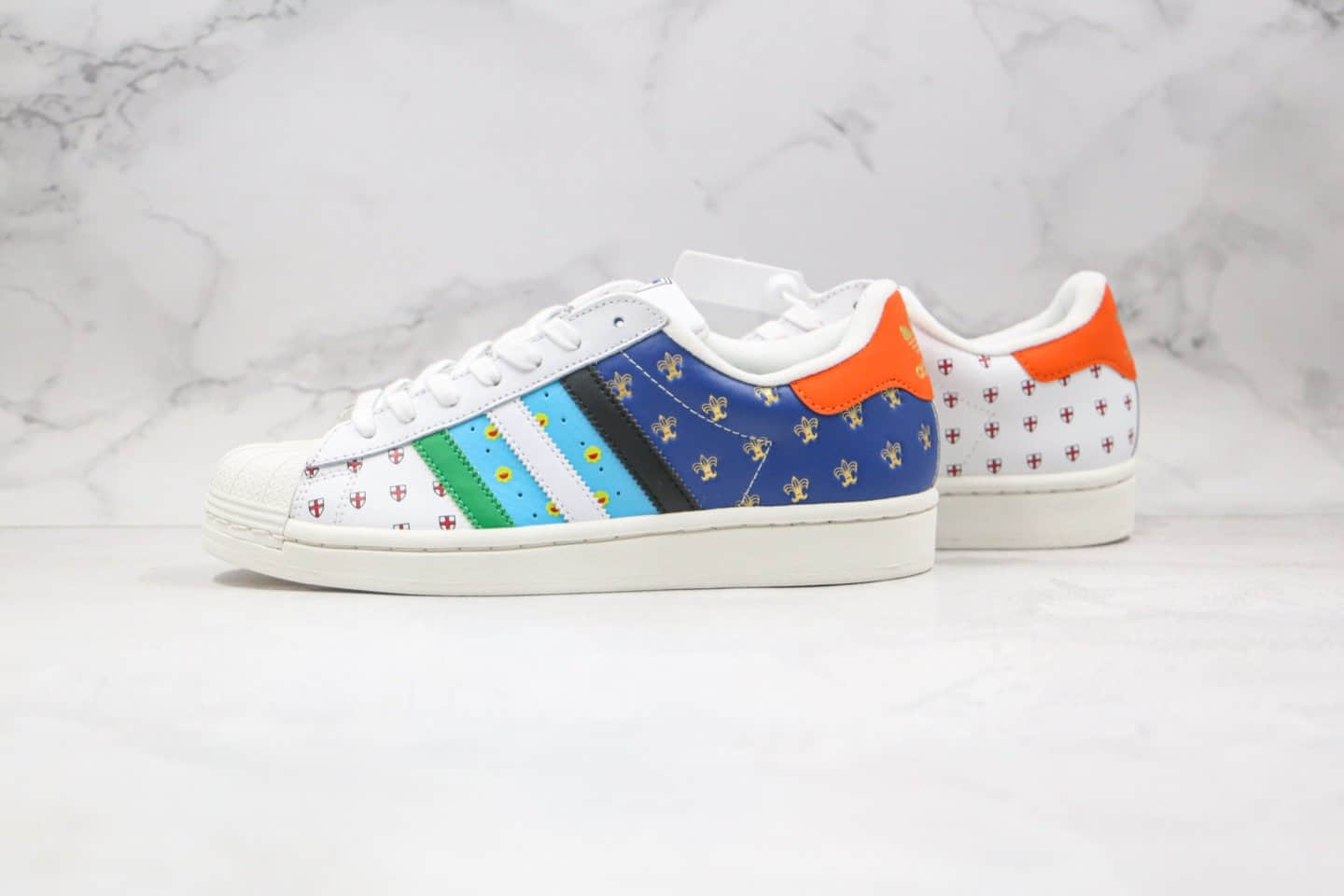 阿迪达斯Adidas Super star纯原版本三叶草贝壳头板鞋50周年涂鸦LOGO原鞋开模一比一打造 (ID:55236) - 图片1