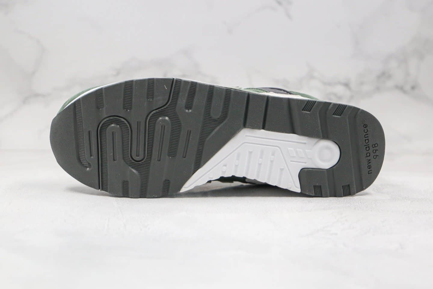 新百伦New Balance 998纯原版本美产NB998复古慢跑鞋绿色原档案数据开发 货号:M998BCA