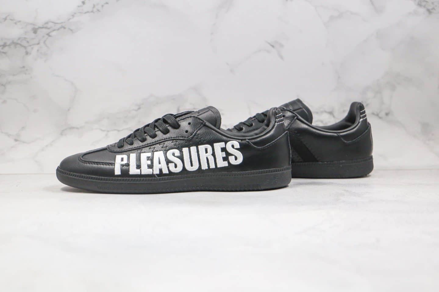 阿迪达斯Adidas Samba PLEASURES纯原版本桑巴字母印花黑色板鞋原盒原标原档案数据开发 货号:F35208
