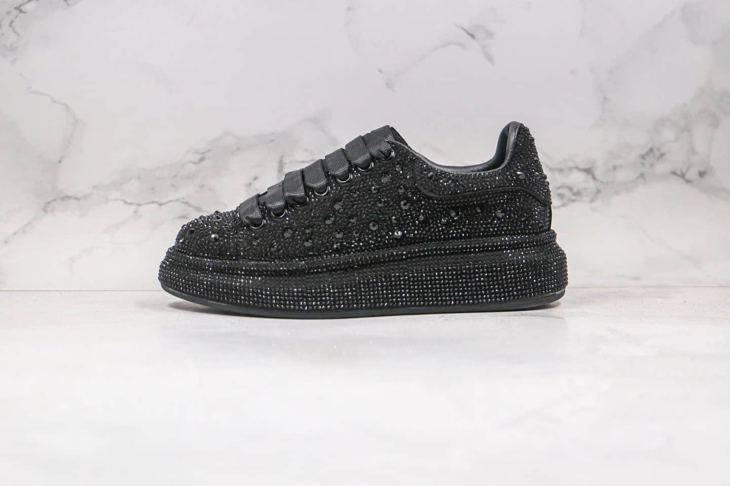 麦昆Alexander McQueen sole sneakers纯原版本厚底小白鞋黑钻原盒配件齐全原鞋开模一比一打造 (ID:57040) - 图片1
