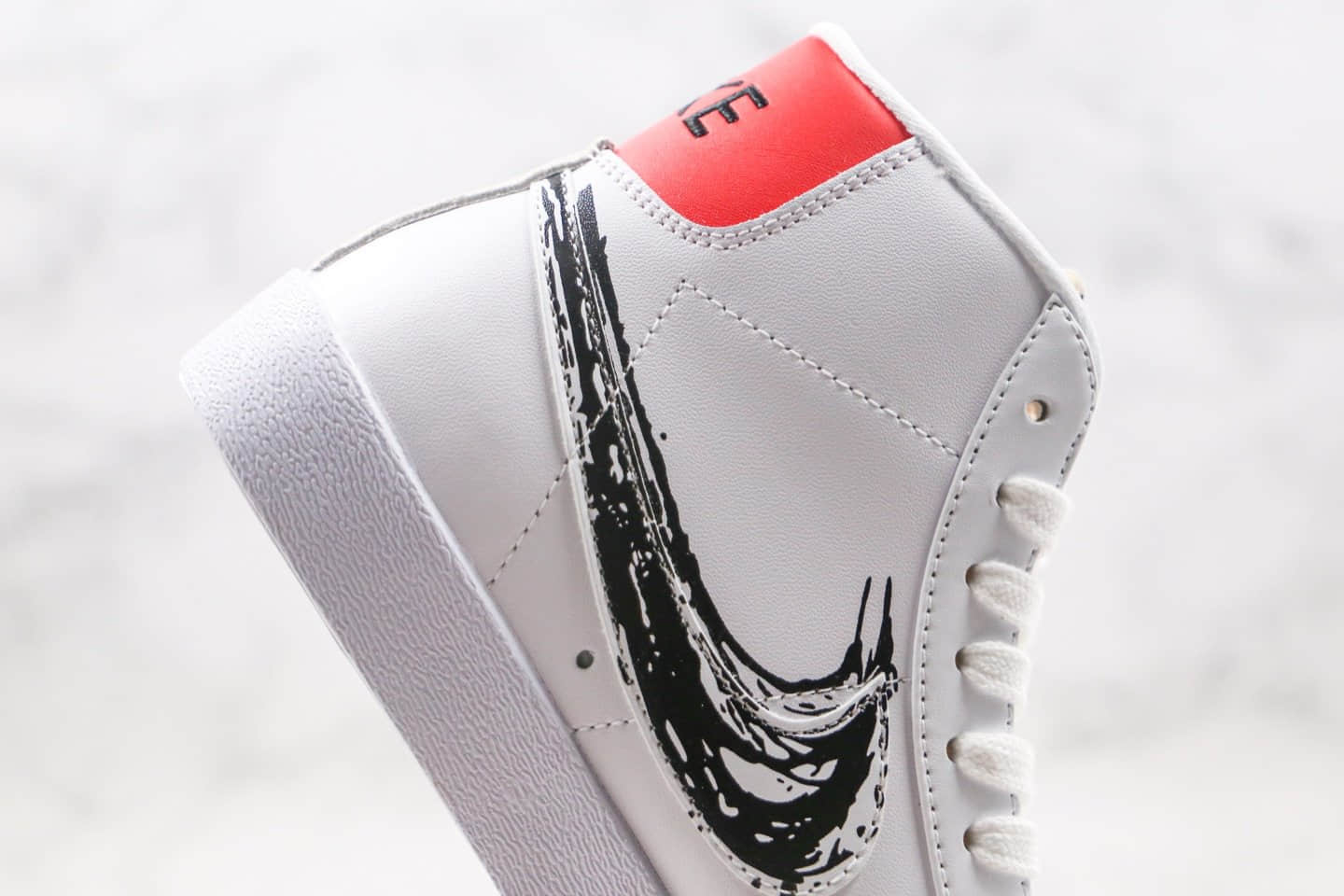 耐克Nike Blazer Mid VNTG 77纯原版本中帮开拓者涂鸦黑勾板鞋内置Zoom气垫 货号:CW7580-110